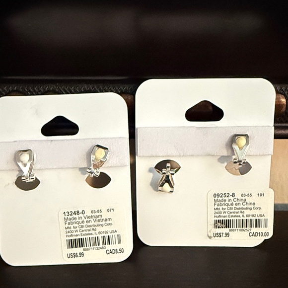 Claire's Rainbow Tie-Dye Butterfly & Seahorse Clip-On Earrings - Picture 2 of 2